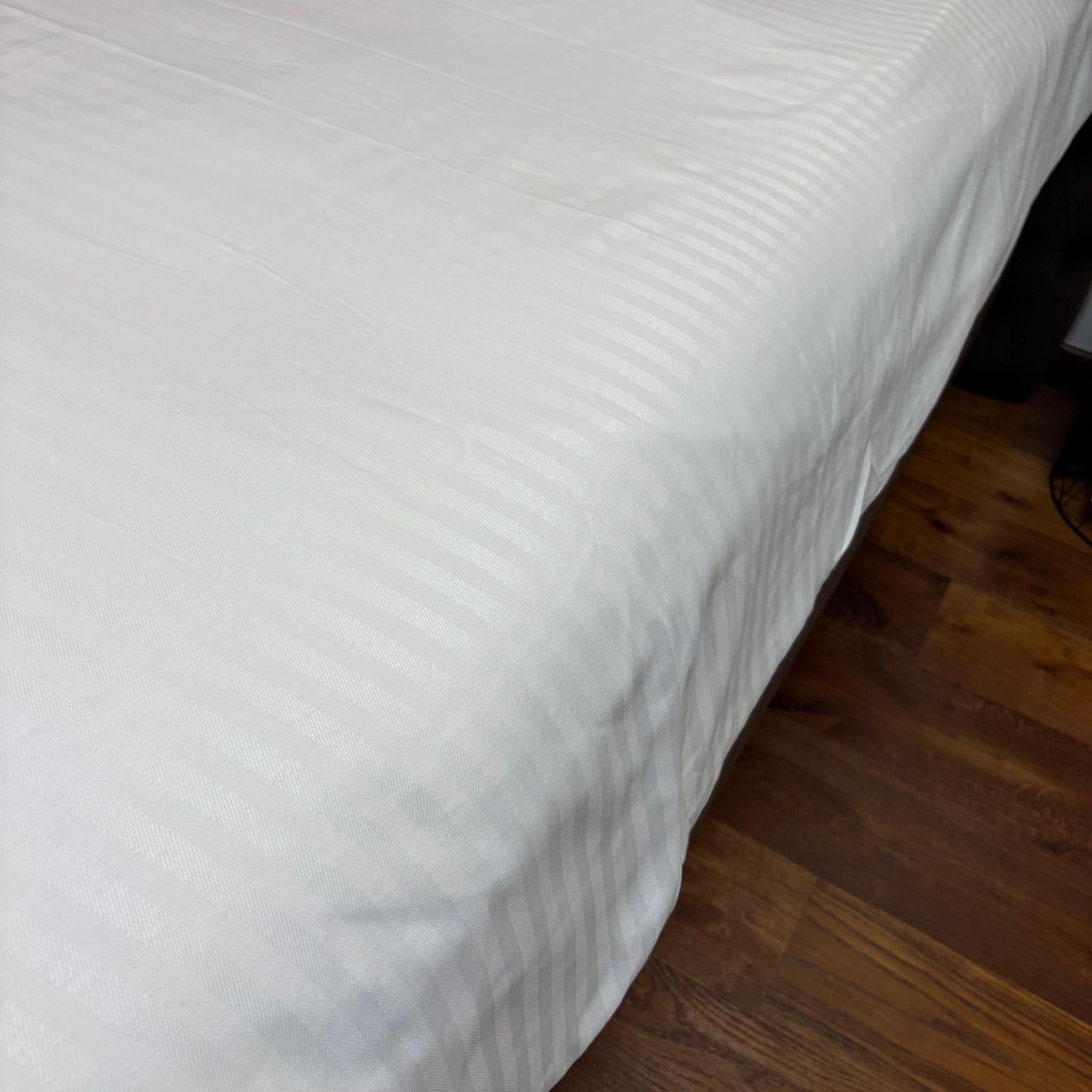 Housse intégrale de matelas - Fabriqué en C.E.E JLB Home